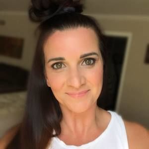 Meet your Posher, Stefanie